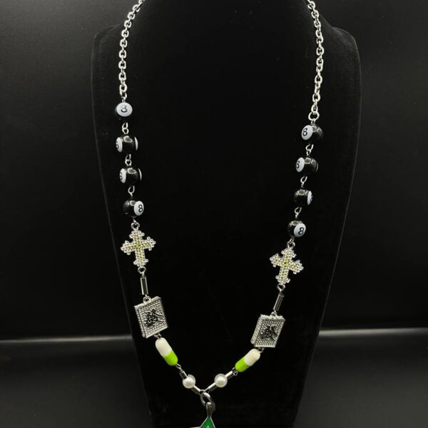 Fashion necklace